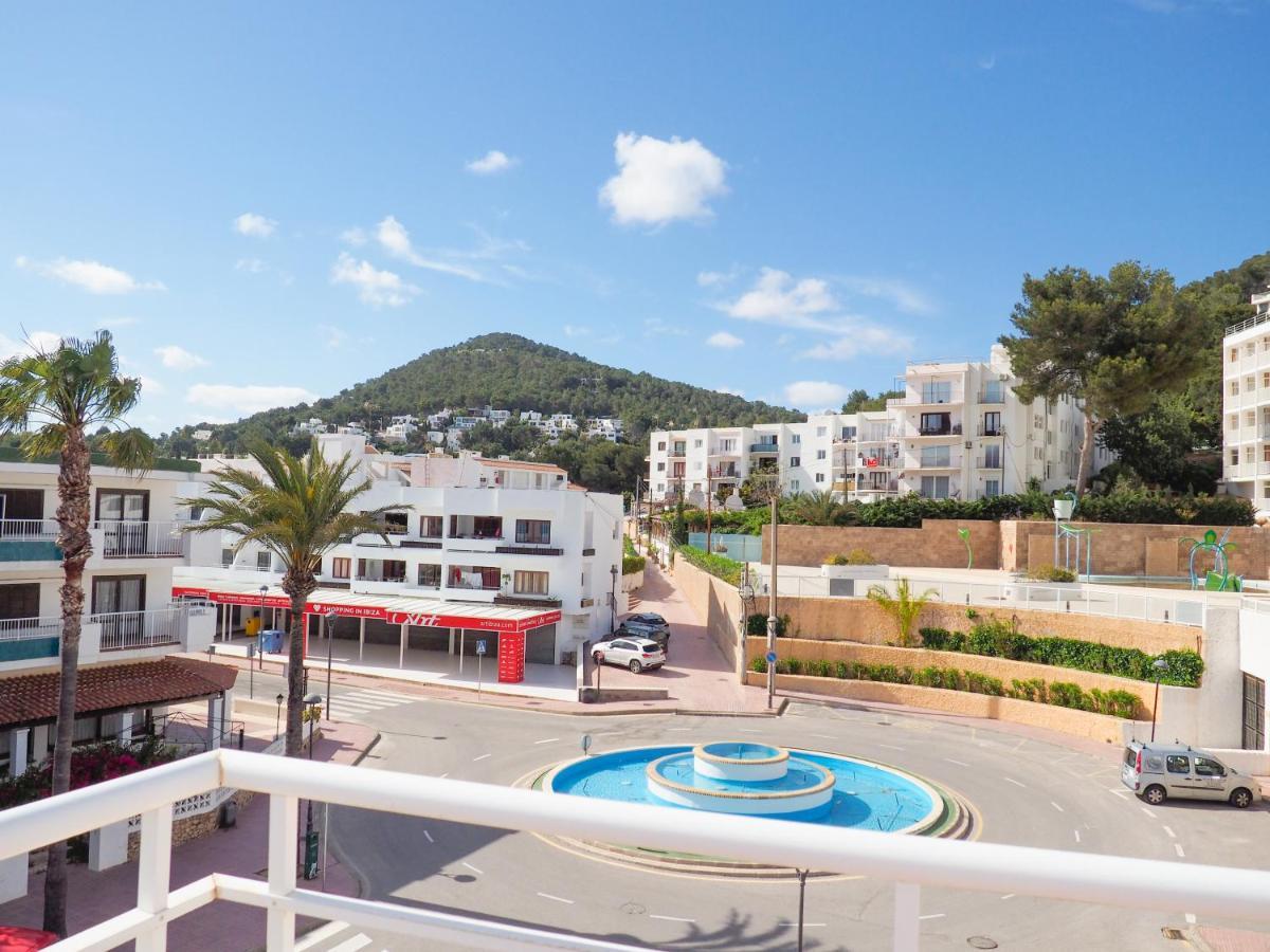 Apartamentos Cala Llonga カラ・ロンガ エクステリア 写真