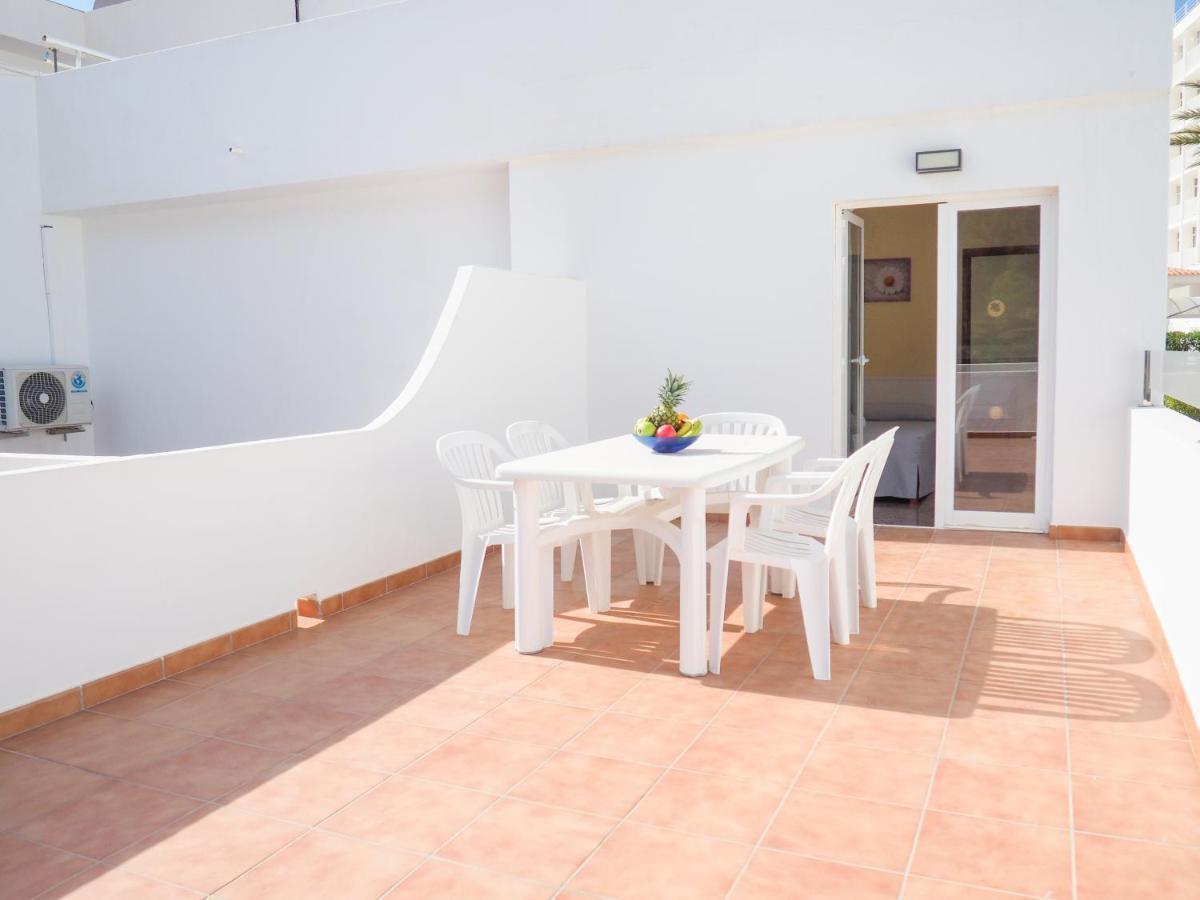 Apartamentos Cala Llonga カラ・ロンガ エクステリア 写真