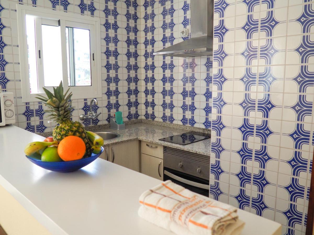 Apartamentos Cala Llonga カラ・ロンガ エクステリア 写真