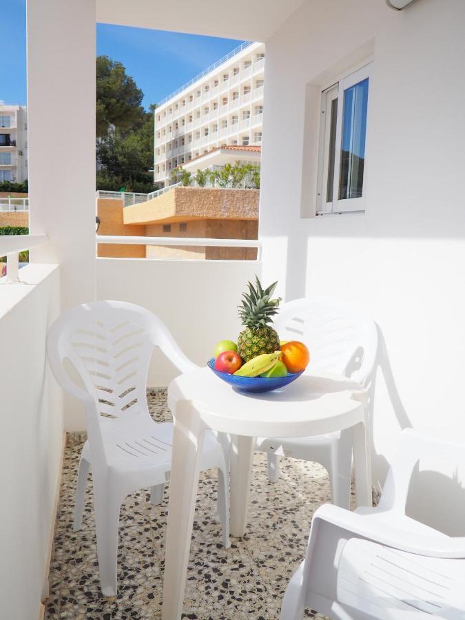 Apartamentos Cala Llonga カラ・ロンガ エクステリア 写真